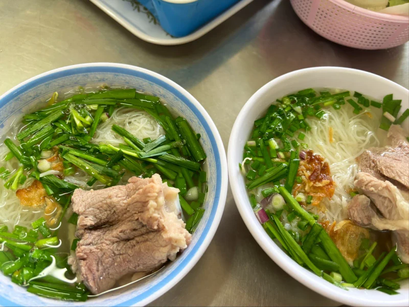 Hủ tiếu dì sáu - ảnh 4